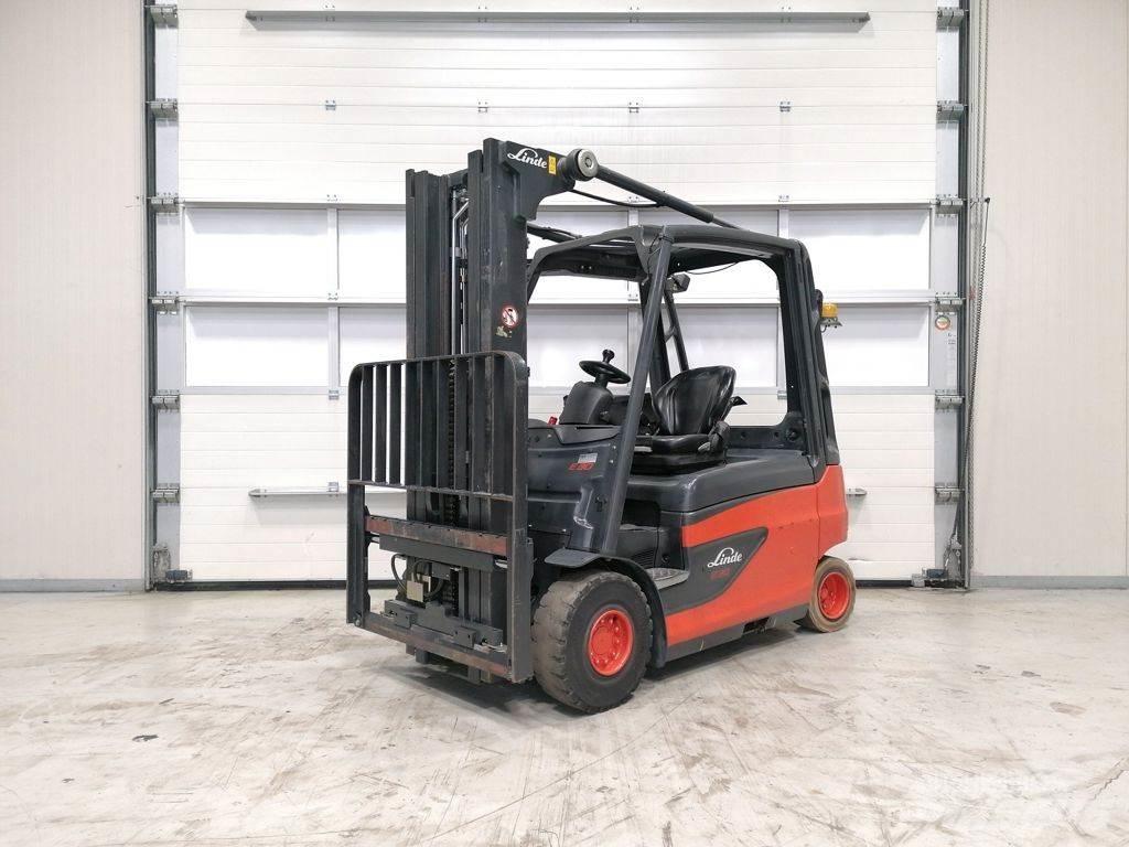 Linde E30L-01 Електрически вилични кари-повдигачи