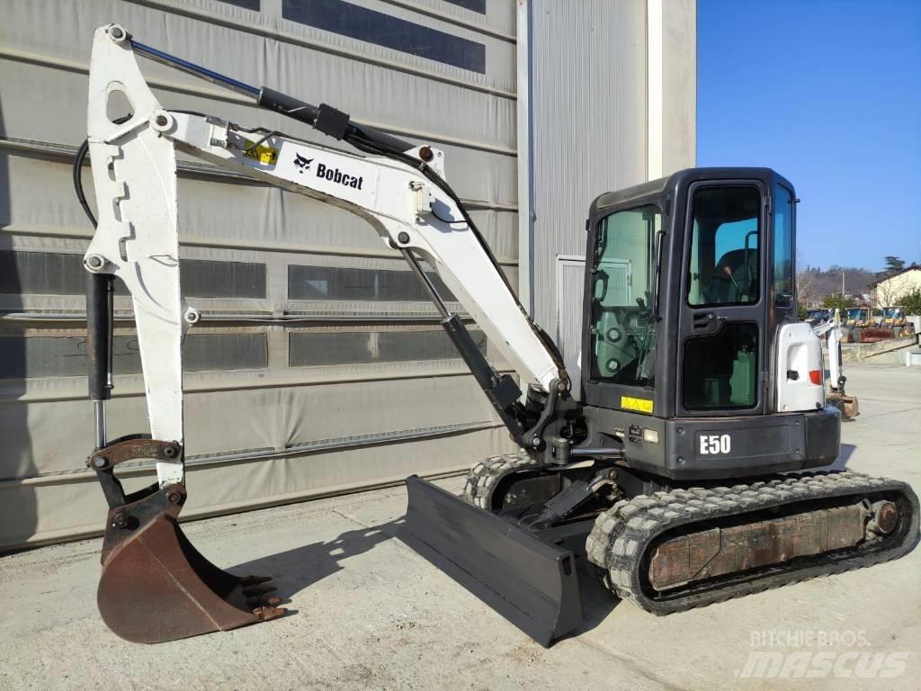 Bobcat E 50 EM Мини екскаватори < 7 т