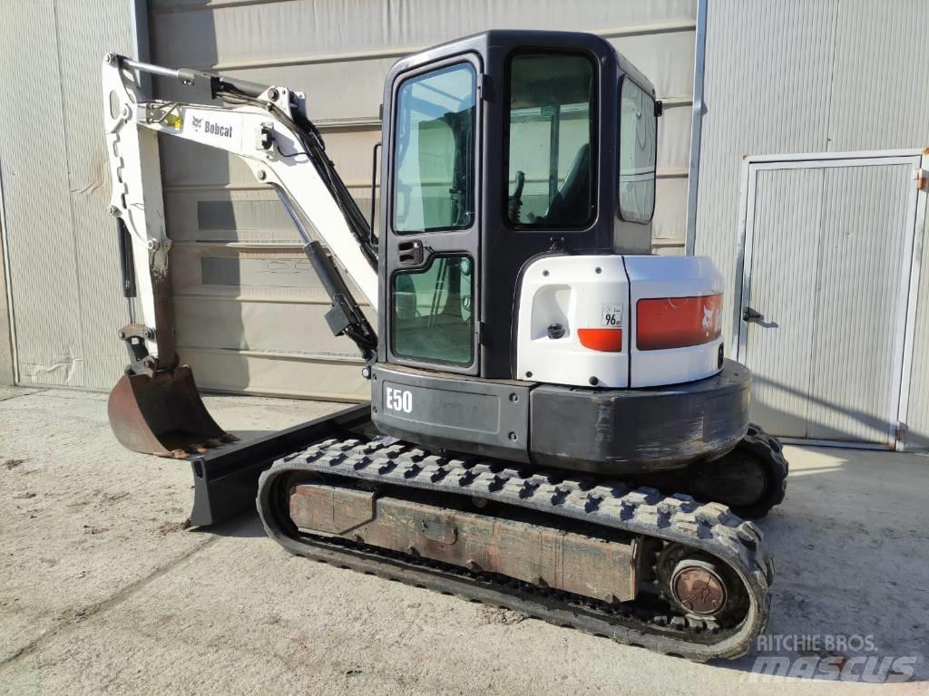 Bobcat E 50 EM Мини екскаватори < 7 т