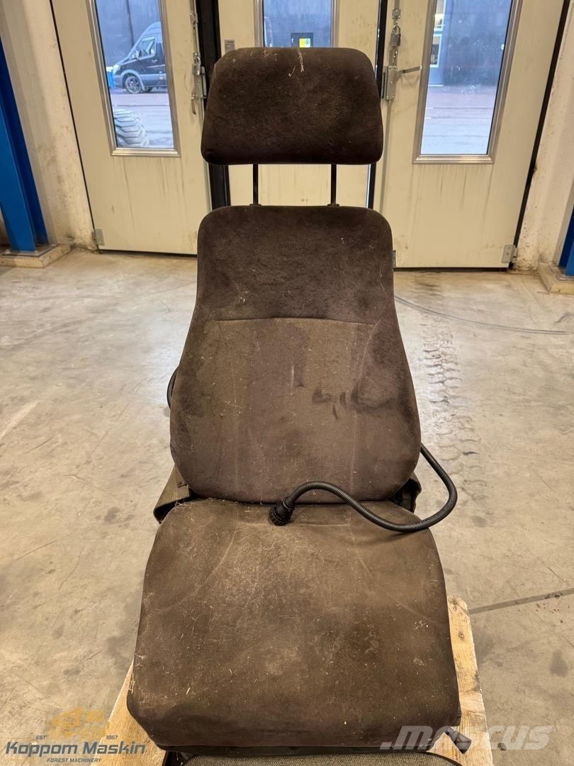  BeGe Stol Други компоненти