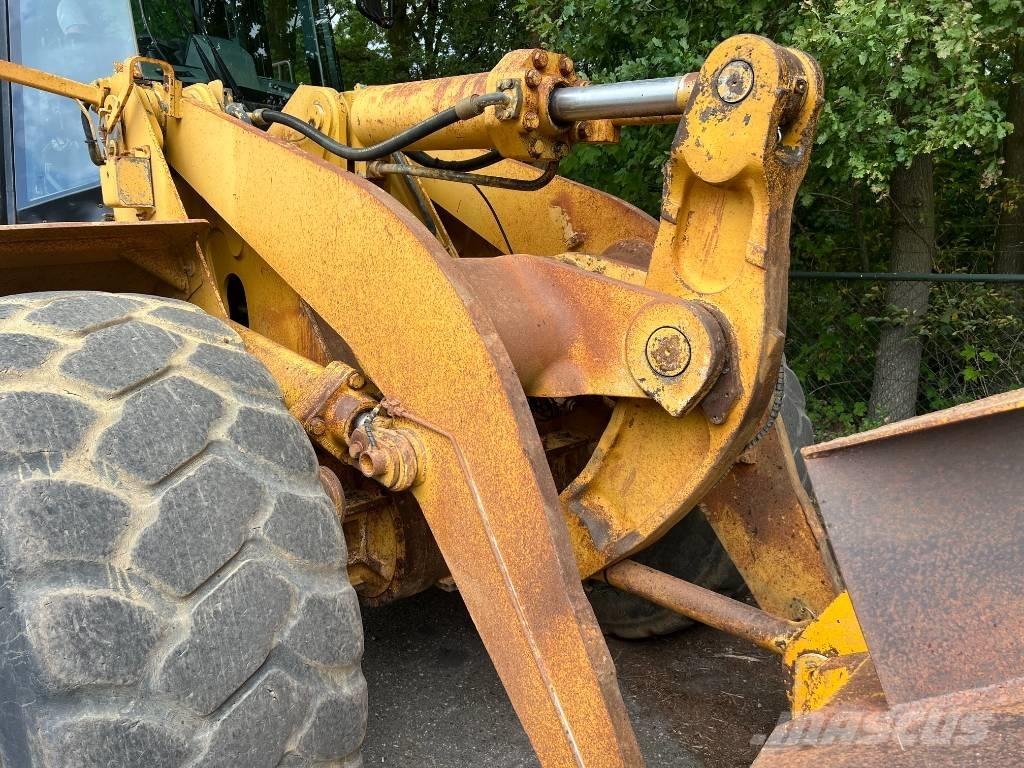 CAT 950G Колесни товарачи