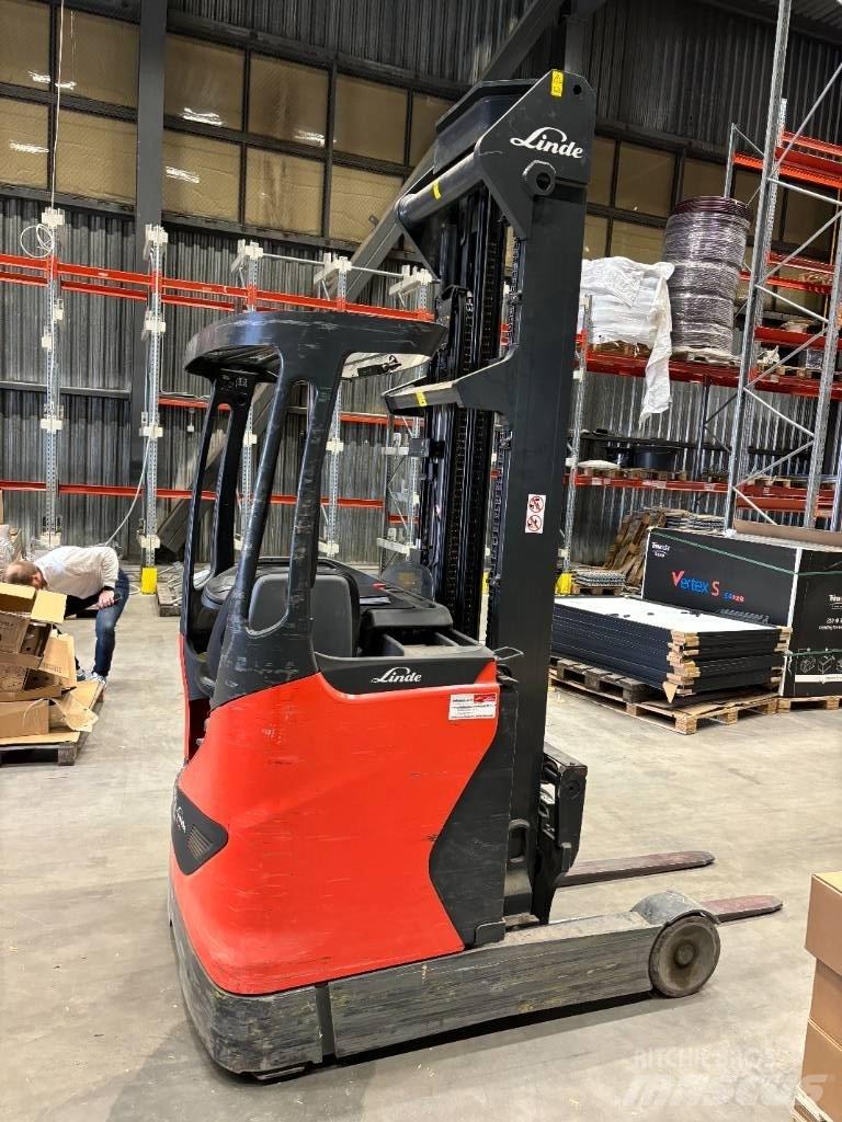 Linde R14/1120 Ретрак/ Високоповдигач с изместване на вилката напред
