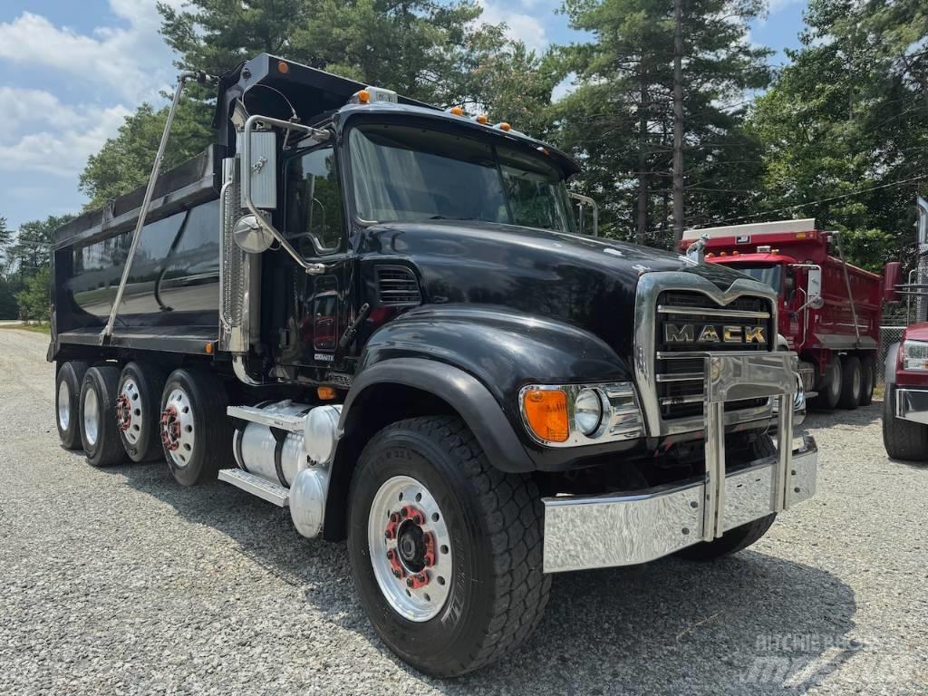 Mack Granite CV 713 Самосвал