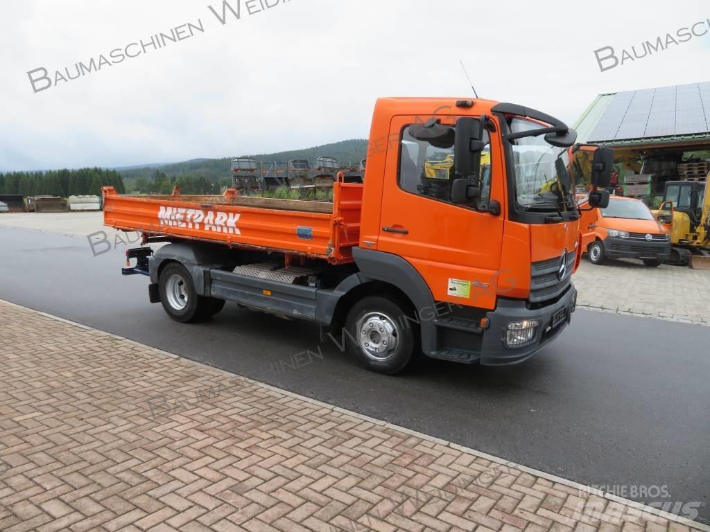 Mercedes-Benz 818K Самосвал