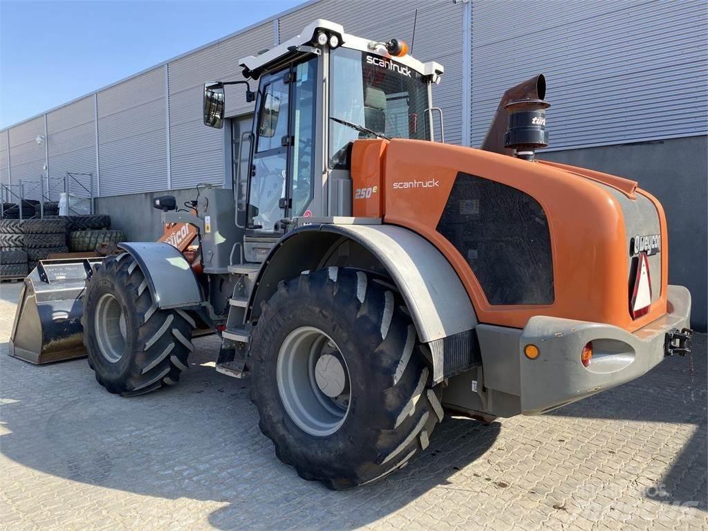 Weycor AR250E Колесни товарачи