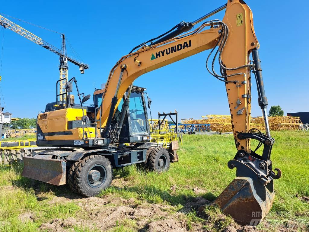 Hyundai HW140 Колесни екскаватори
