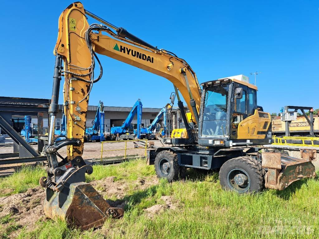 Hyundai HW140 Колесни екскаватори