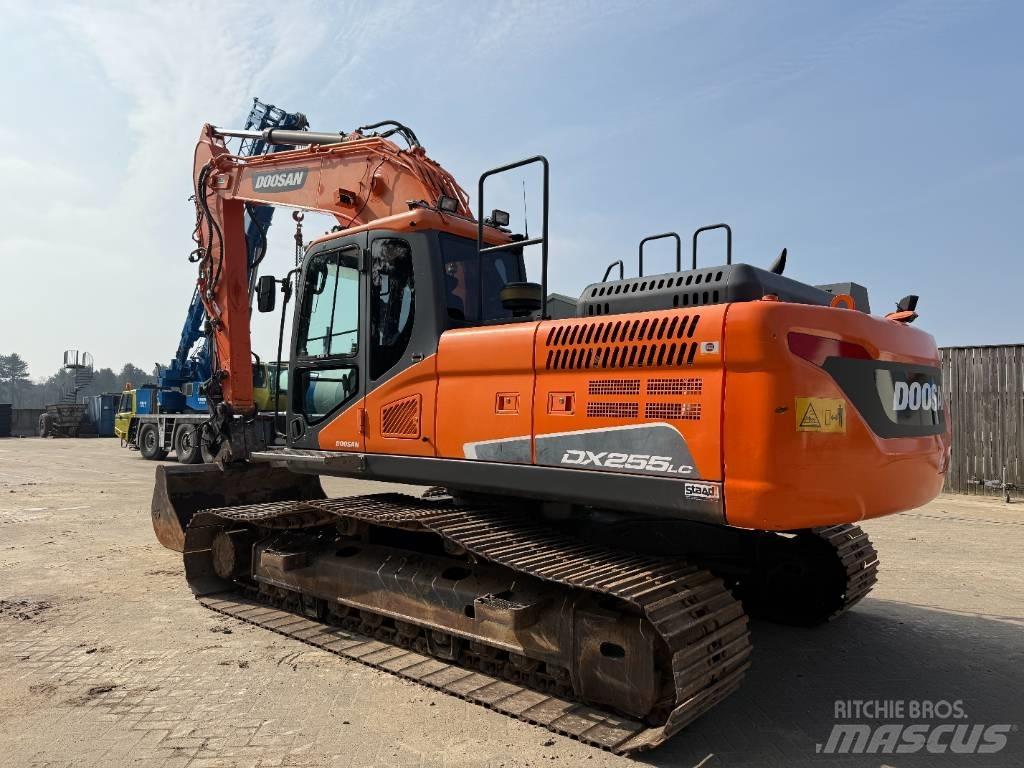 Doosan DX 255 LC-5 Верижен екскаватор