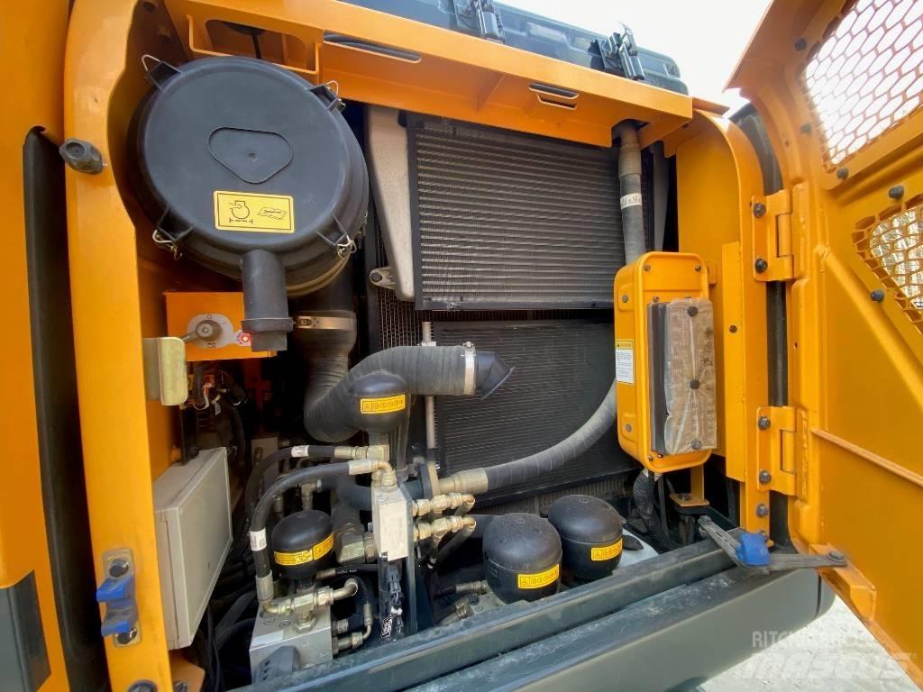 Hyundai HW140W Колесни екскаватори