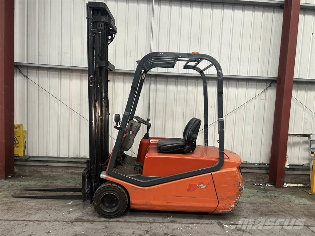 BT CBE2.0T Електрически вилични кари-повдигачи