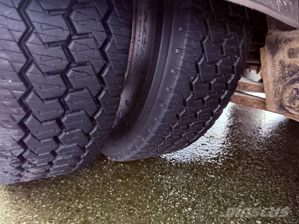 Ekeri L3 Ремаркета фургони