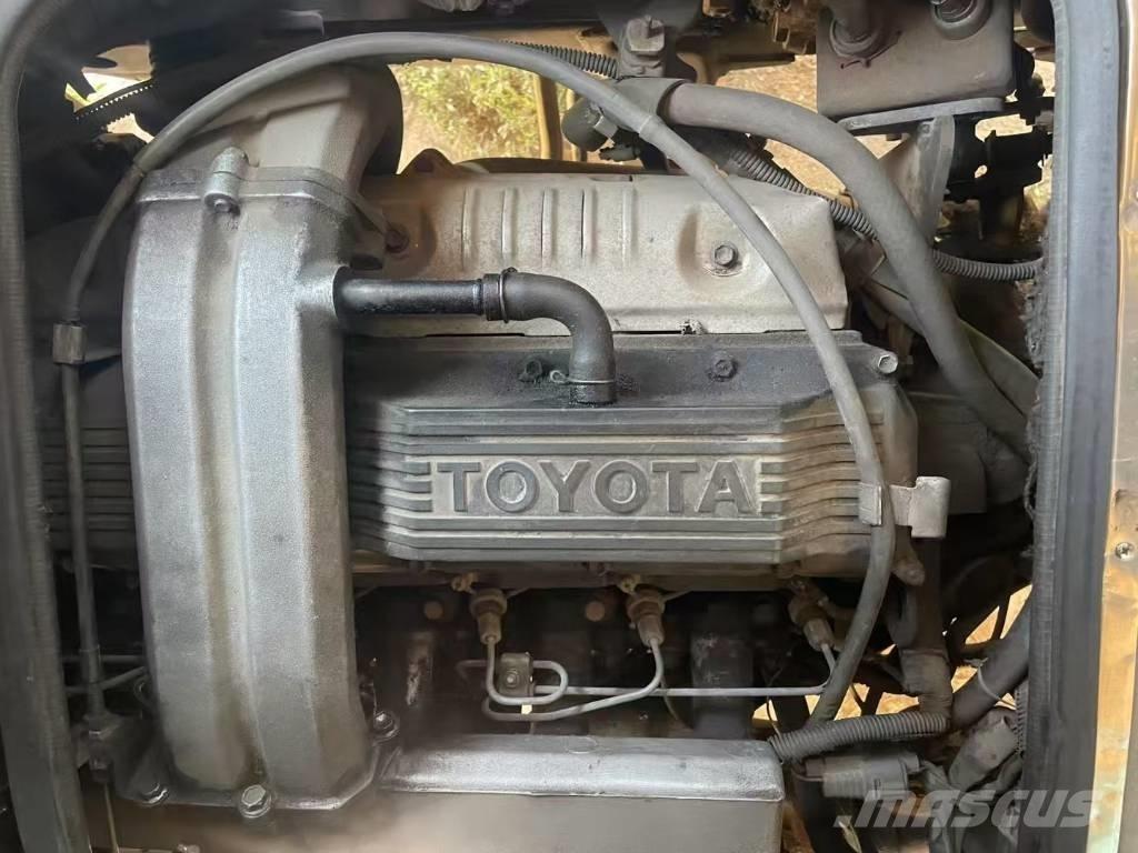 Toyota Coaster Междуградски автобуси