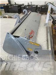Fliegl Power Pro 260 Автоматични метачки с четки