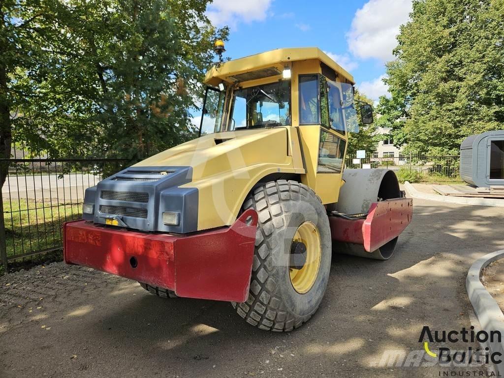 Dynapac CA 302 D Еднобарабанни ролки
