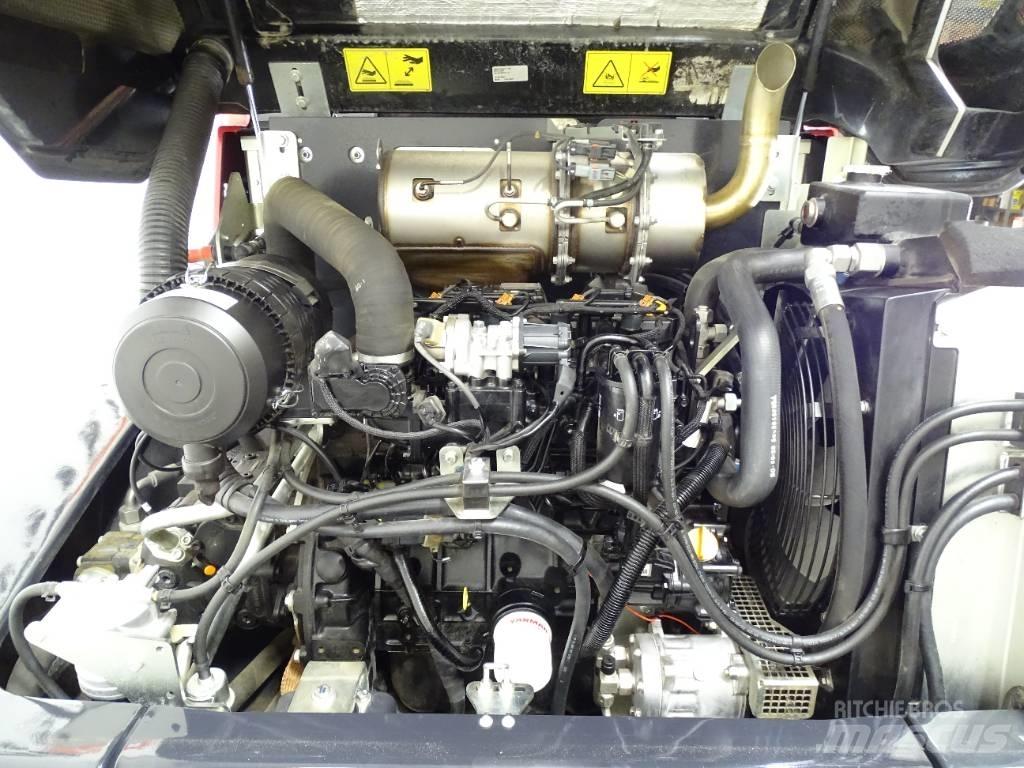Yanmar V80-5 Колесни товарачи