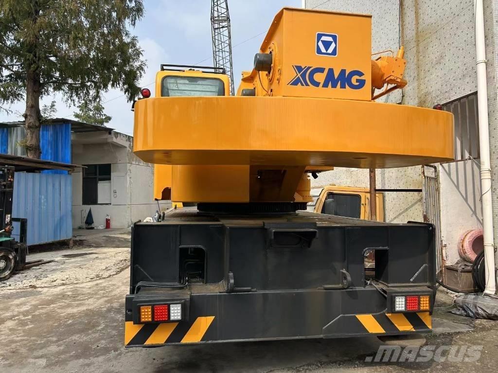 XCMG QY 25 K5D Всъдеходни кранове