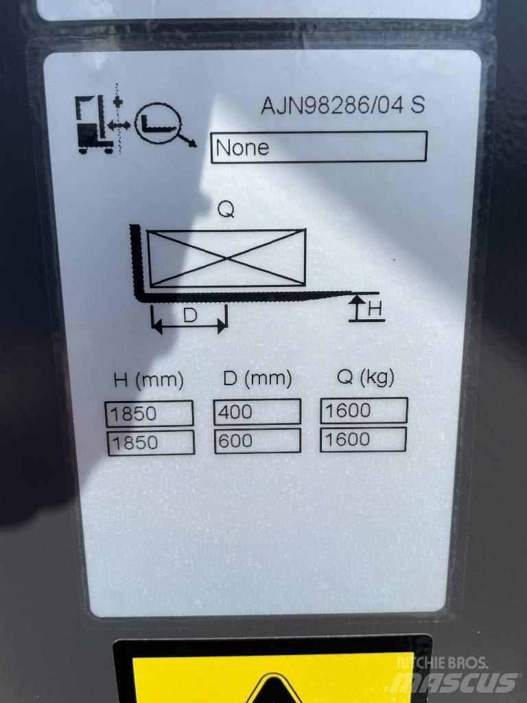 Atlet A160 Самоходни товарачи