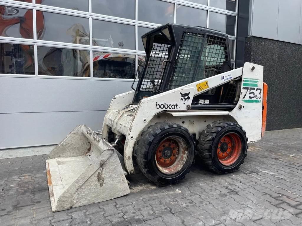 Bobcat 753 Мини товарачи
