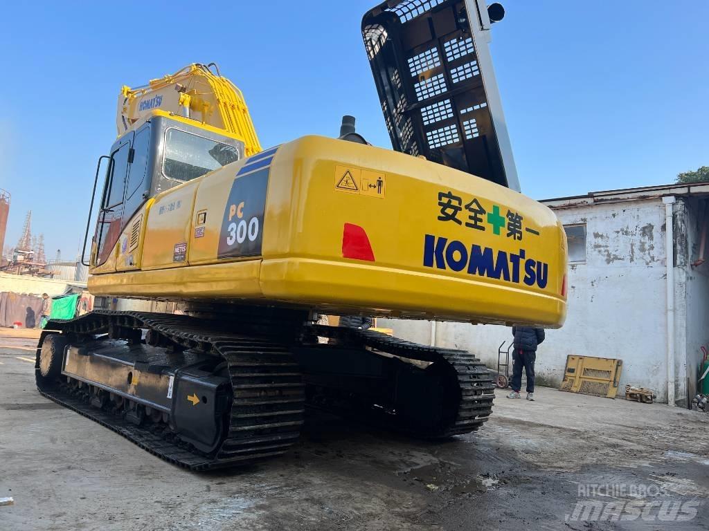 Komatsu PC300-7 Верижен екскаватор