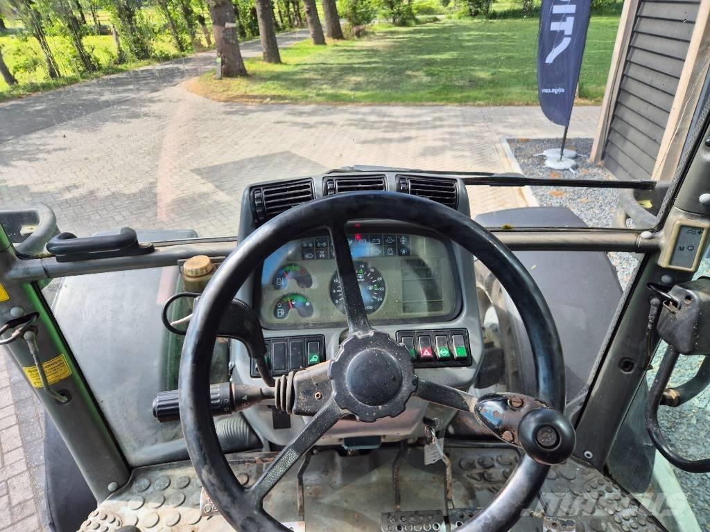 Deutz Agrotron 85 Трактори