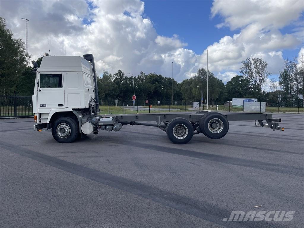 Volvo F 12 Шаси кабини
