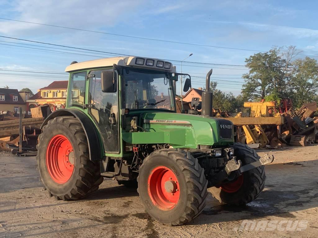 Fendt 209S Трактори
