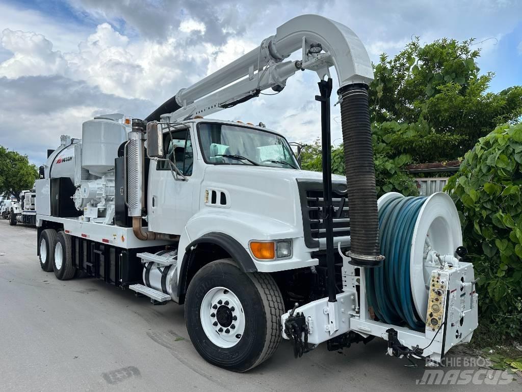 Sterling LT 8500 Комби / вакуум камиони
