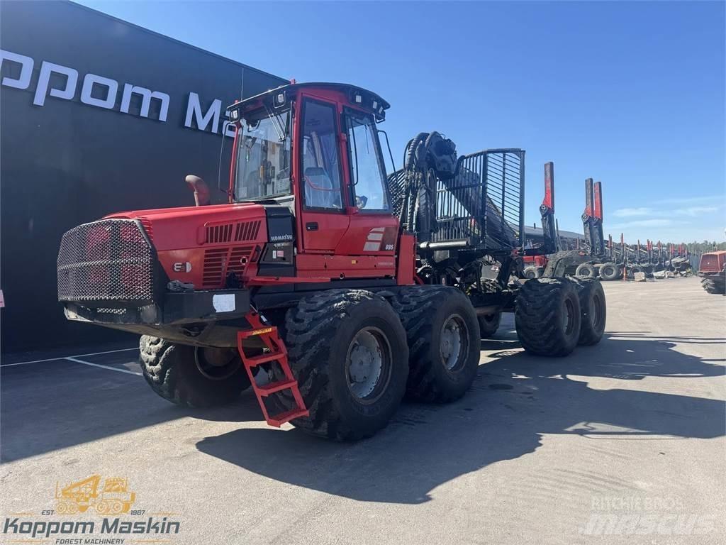 Komatsu 895 Форуардери