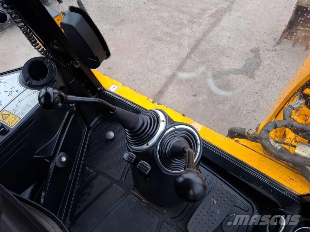 JCB 3 CX ECO Товарач със заден ексватор