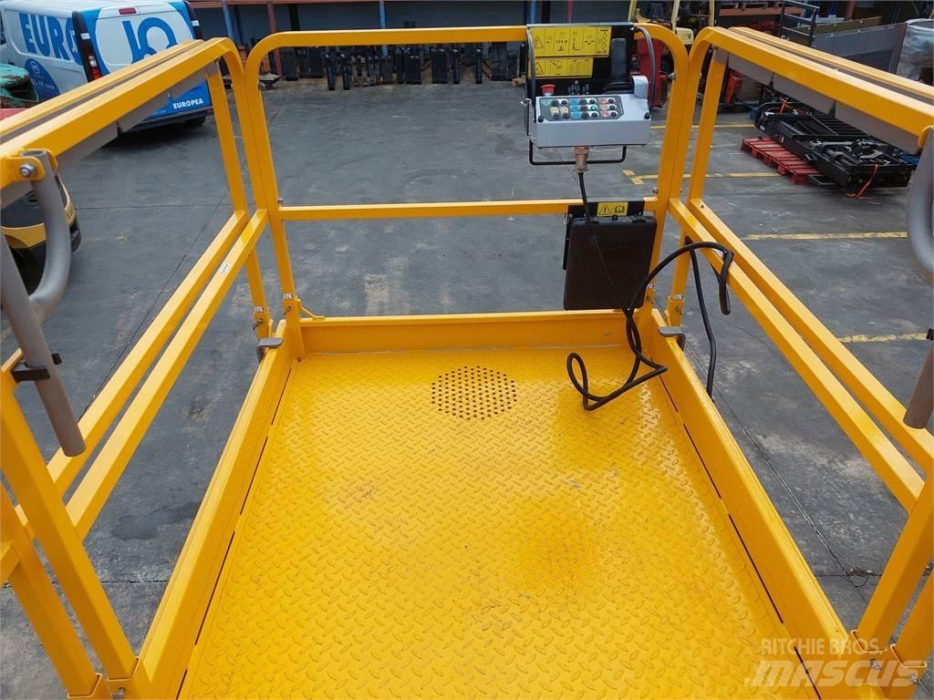 Haulotte C12DX Ножични работни платформи
