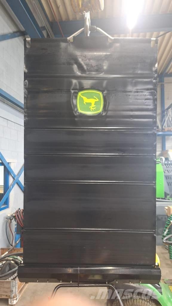 John Deere F708644 Кабина