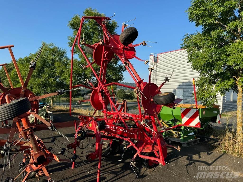 Lely LOTUS 770 Гребла и сенообръщачки