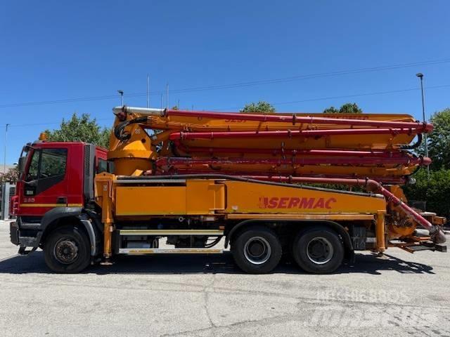 Iveco Trakker 350 Бетонопомпи
