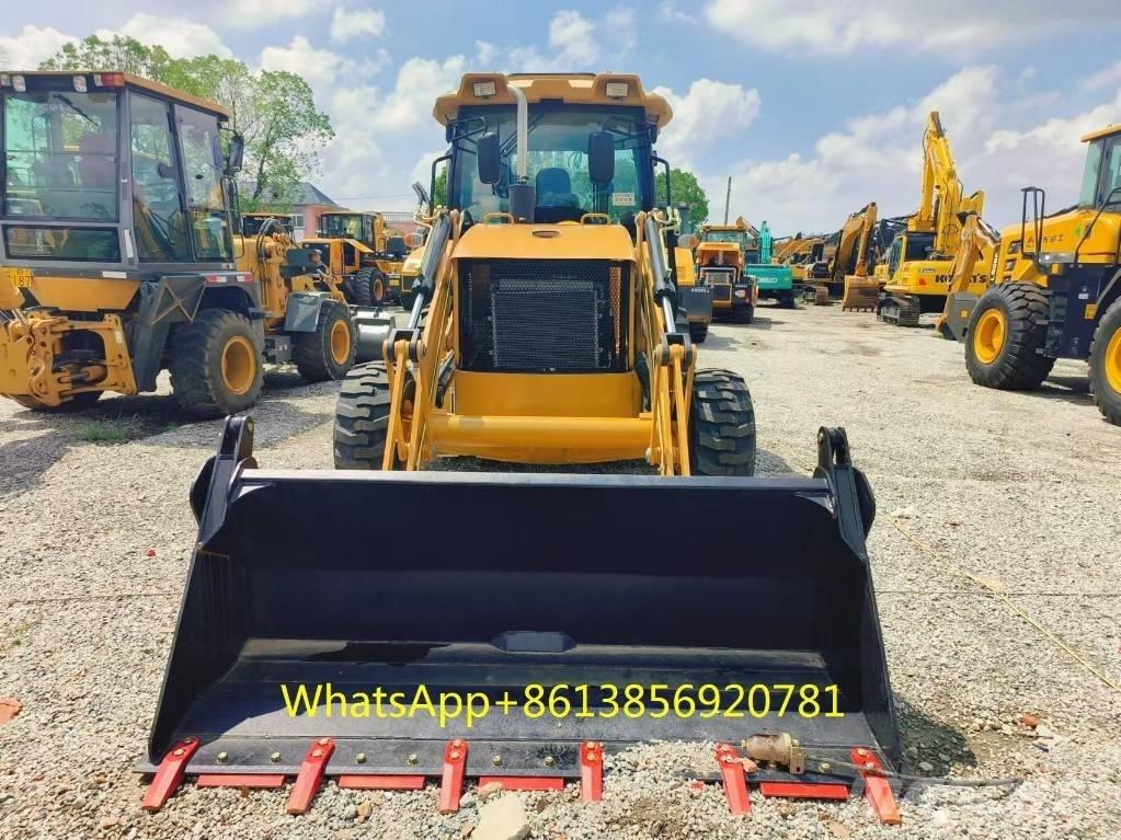 CAT 420 F Товарач със заден ексватор