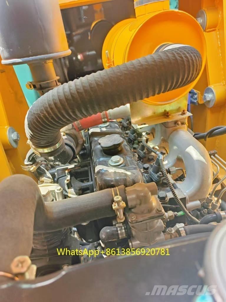 CAT 420 F Товарач със заден ексватор