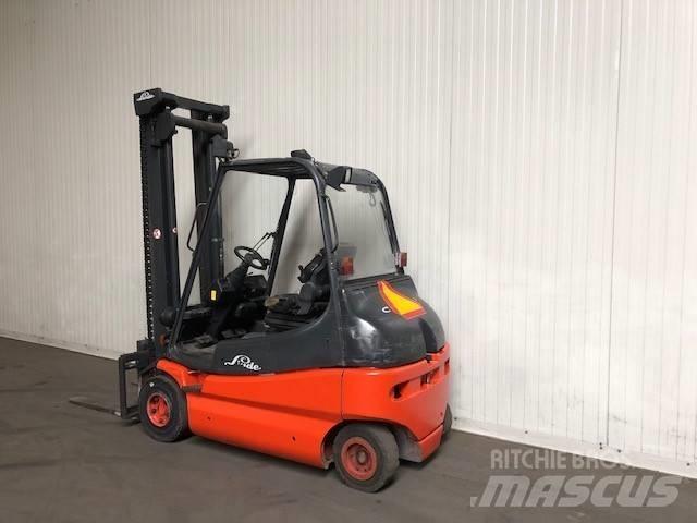 Linde E25-02 Електрически вилични кари-повдигачи