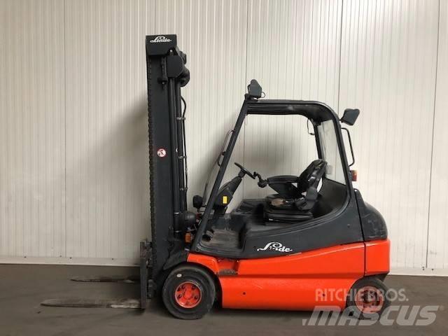 Linde E25-02 Електрически вилични кари-повдигачи