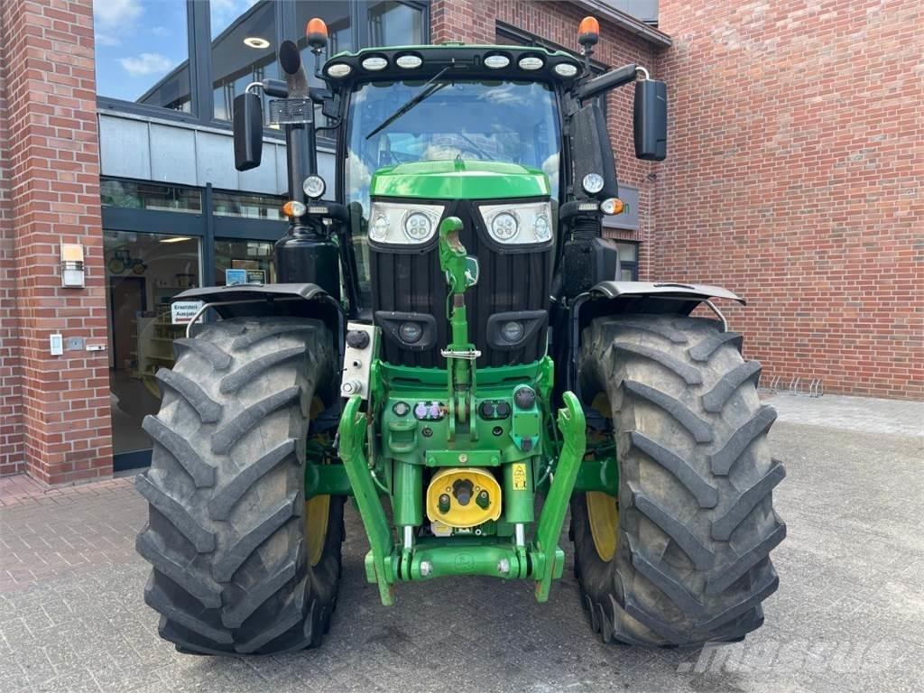 John Deere 6230R Трактори