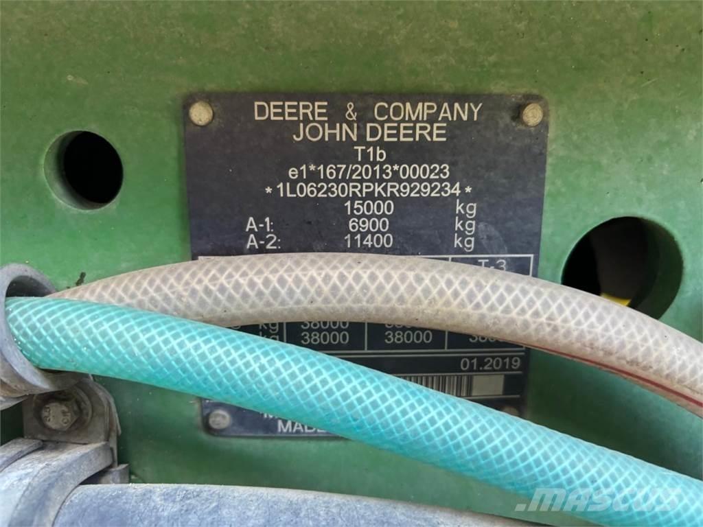 John Deere 6230R Трактори