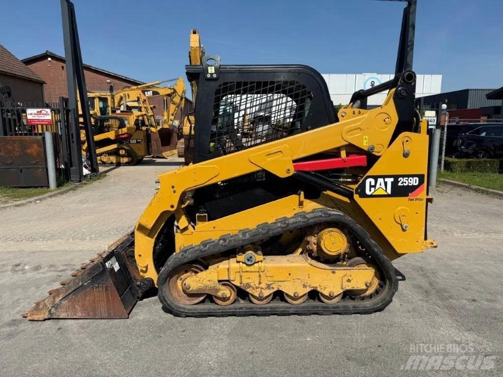 CAT 259D Мини товарачи
