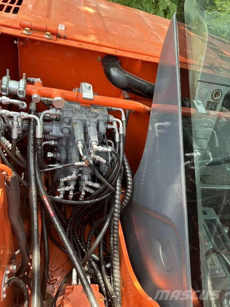 Hitachi ZX60 Мини екскаватори < 7 т
