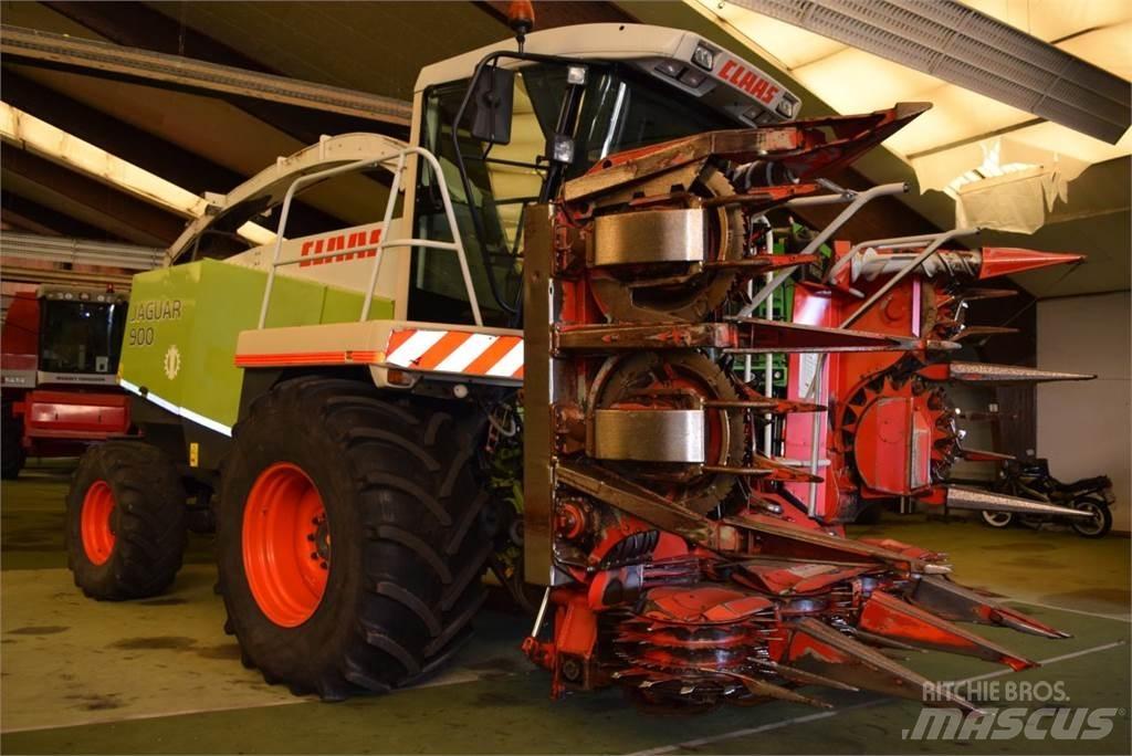 CLAAS Jaguar 900 Самоходни фуражири