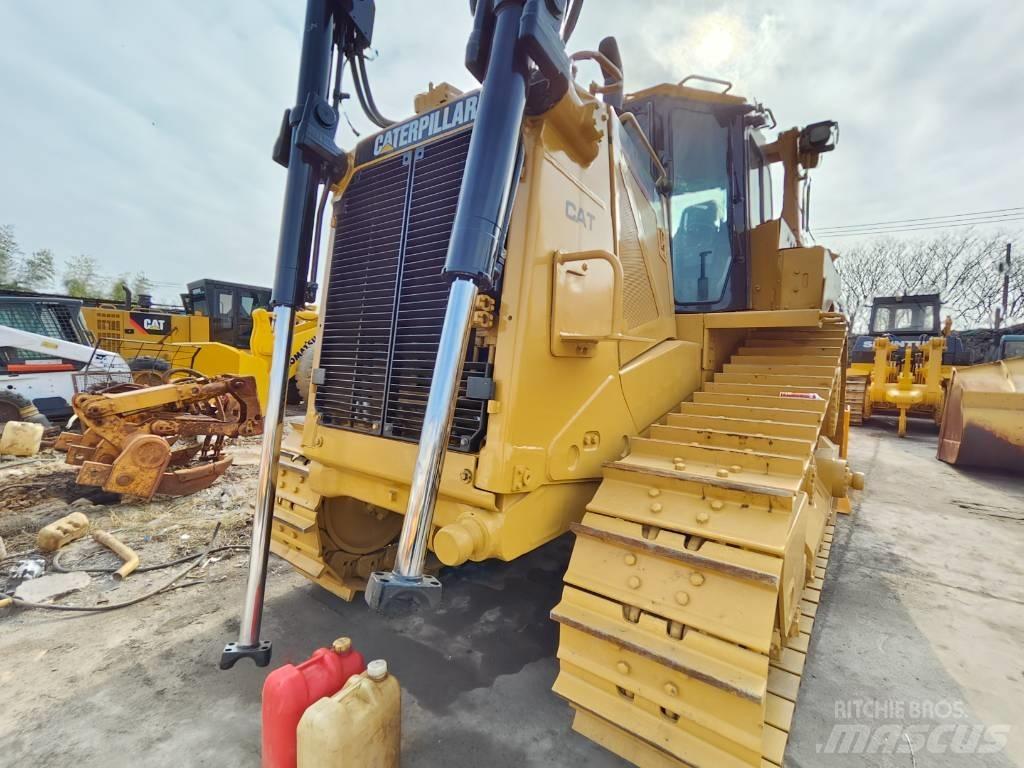 CAT D 8 T Верижни булдозери
