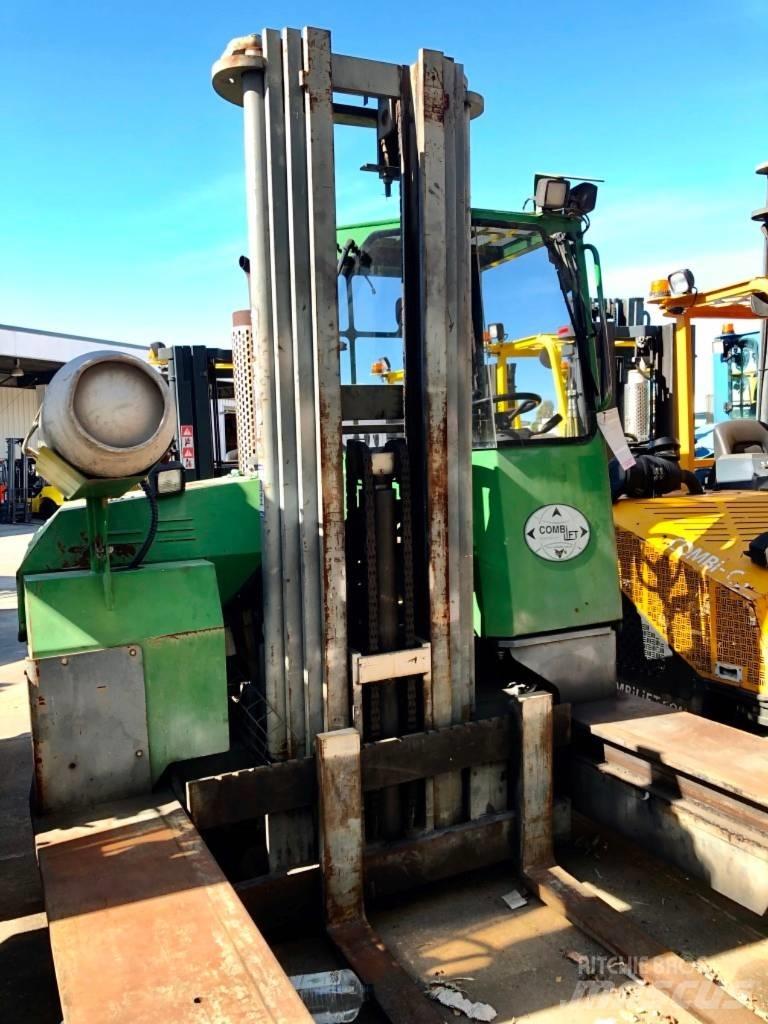 Combilift C4000 Страничен товарач