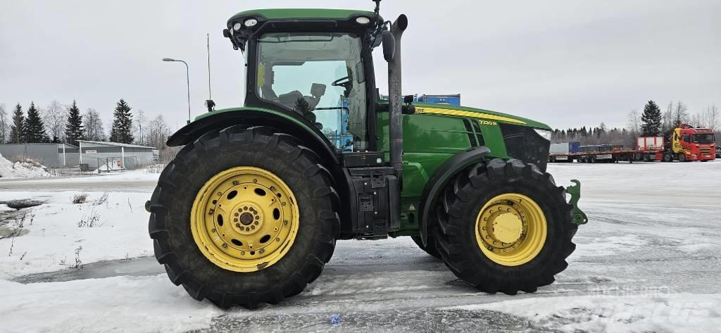 John Deere 7230 R Трактори