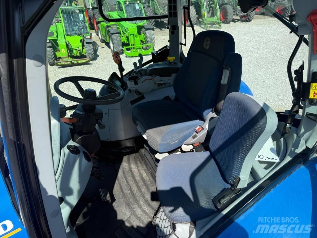 New Holland T 7.175 Трактори