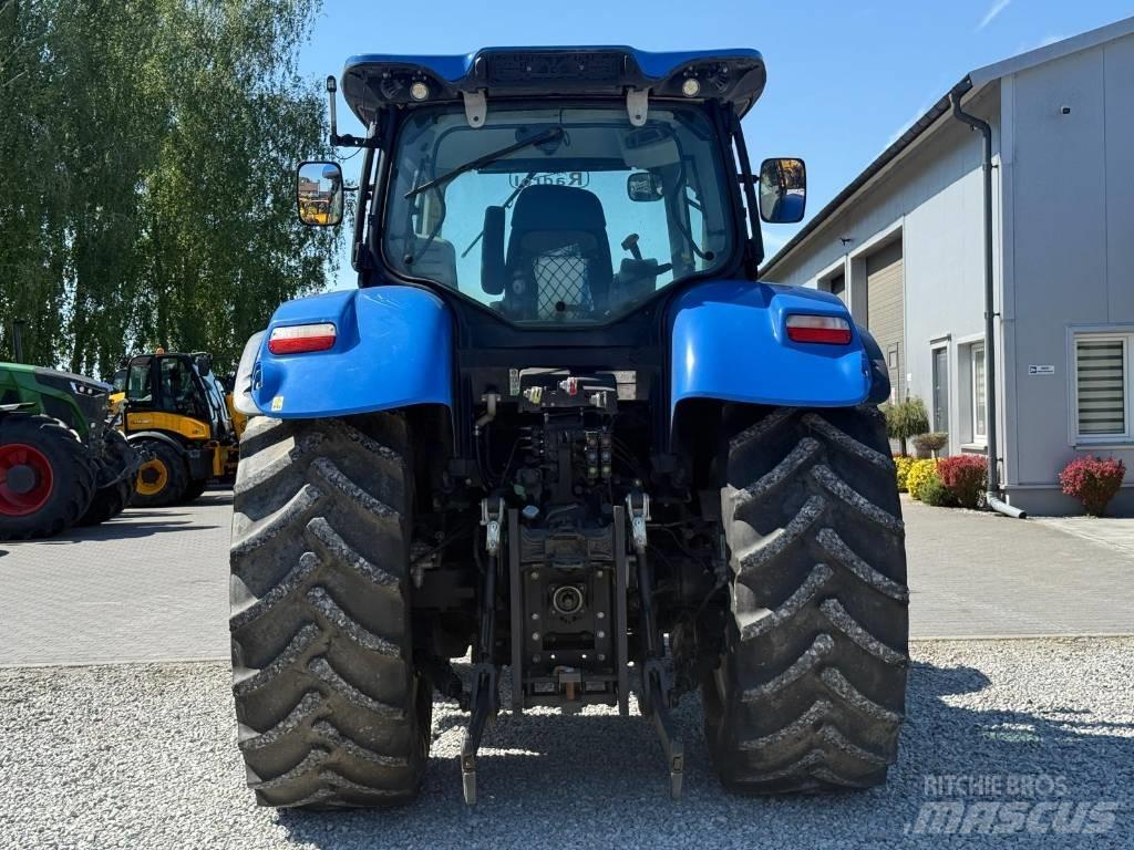 New Holland T 7.175 Трактори