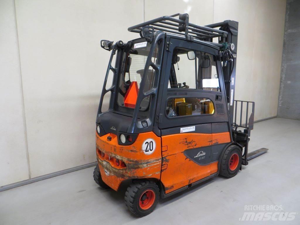 Linde E30/600-02 Електрически вилични кари-повдигачи