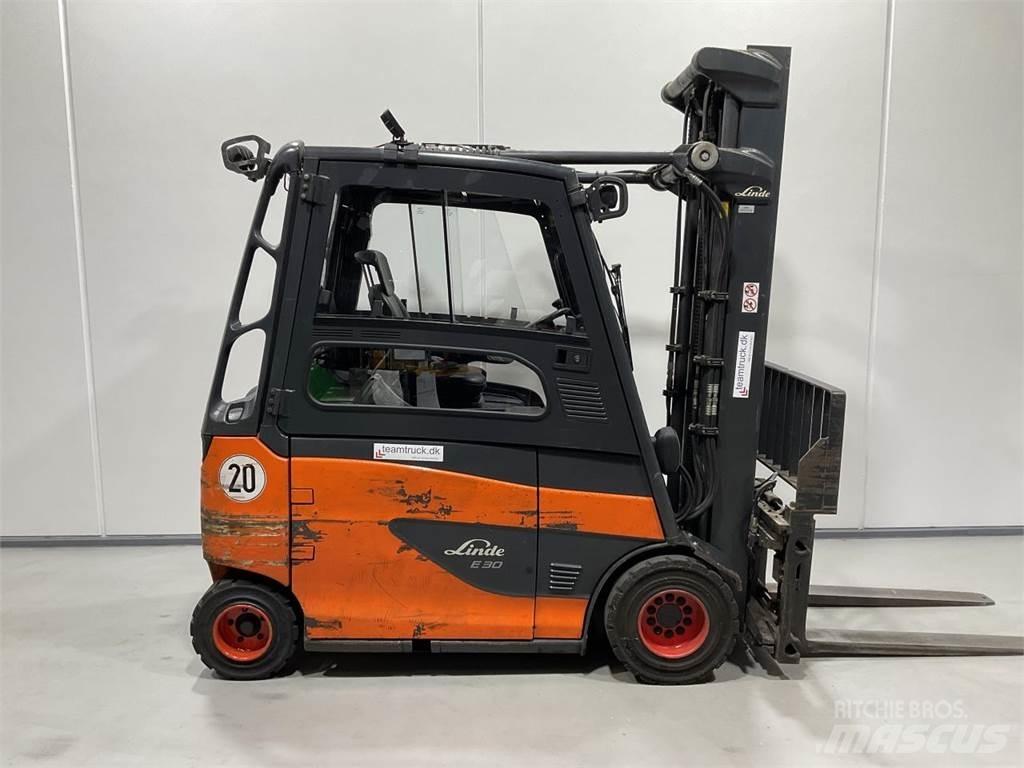 Linde E30/600-02 Електрически вилични кари-повдигачи