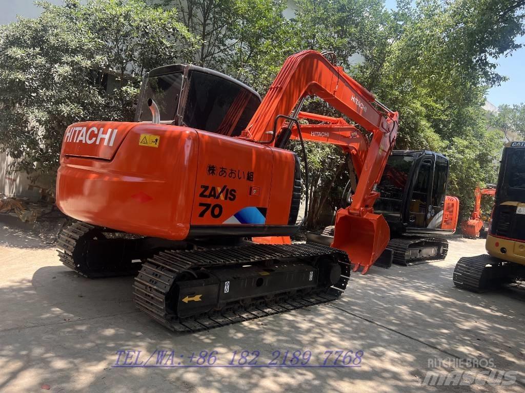 Hitachi ZX70 Средни екскаватори 7т - 12т